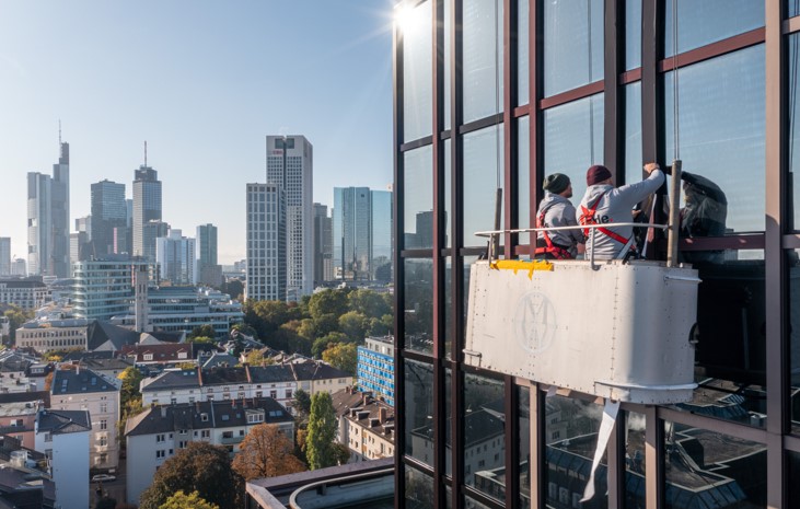 Rahmen und Fensterprofile